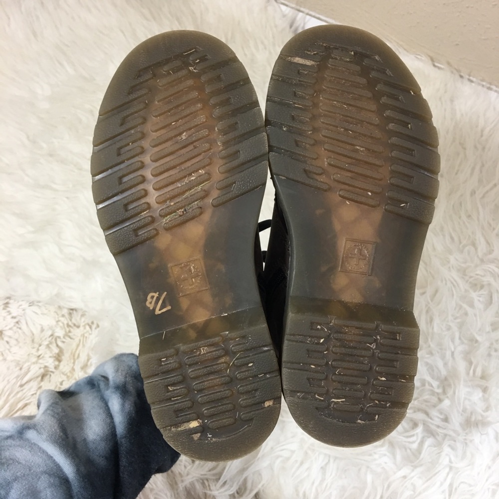 Dr. Martens Delaney Boot Brown Leather Size 1 Kids - Picture 7 of 8